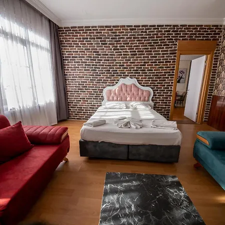 ホテル Royal Garden And