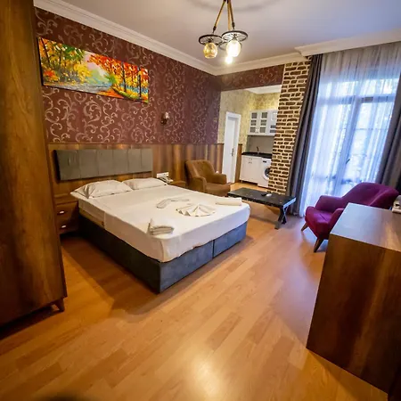 Hotel Royal Garden And Istanbul