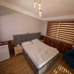 Royal Garden Suite&hotel Hotel
