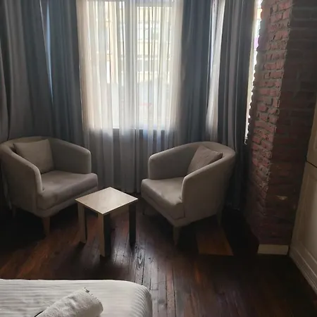 Otel Royal Garden And İstanbul