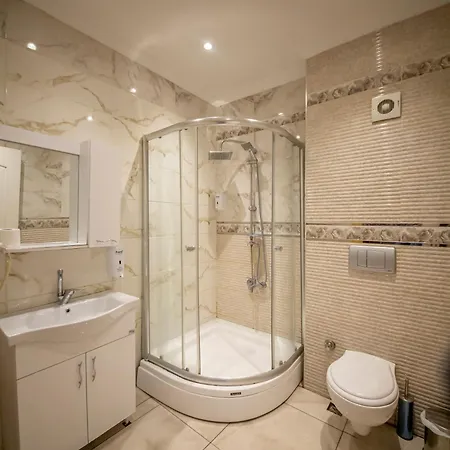 Royal Garden And מלון איסטמבול